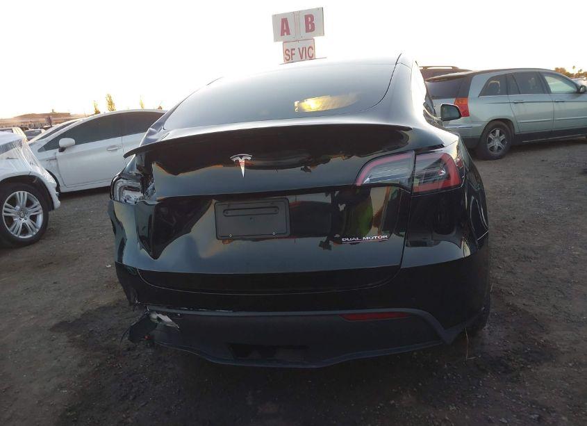 Photo 16 of 2022 Tesla Model Y PERFORMANCE DUAL MOTOR ALL-WHEEL DRIVE (VIN 7SAYGDEF4NF546427)