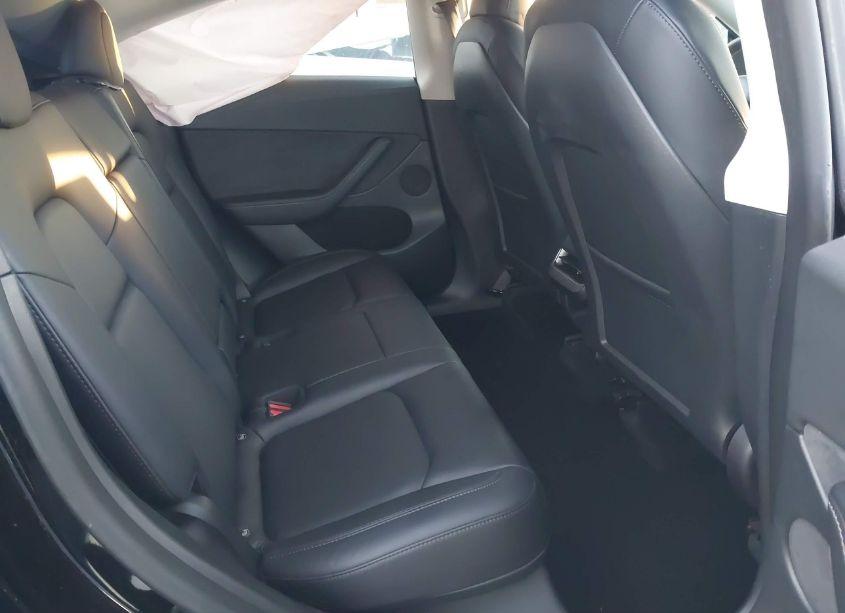 Photo 8 of 2022 Tesla Model Y PERFORMANCE DUAL MOTOR ALL-WHEEL DRIVE (VIN 7SAYGDEF4NF546427)