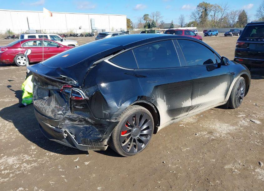 Photo 4 of 2023 Tesla Model Y PERFORMANCE DUAL MOTOR ALL-WHEEL DRIVE (VIN 7SAYGDEF4PF962268)