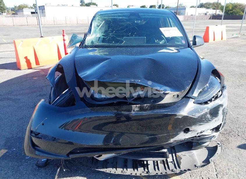 Photo 11 of 2022 Tesla Model Y PERFORMANCE DUAL MOTOR ALL-WHEEL DRIVE (VIN 7SAYGDEF5NF336693)