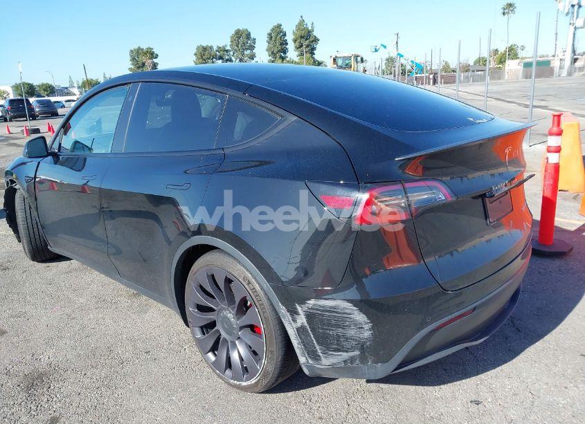 Photo 3 of 2022 Tesla Model Y PERFORMANCE DUAL MOTOR ALL-WHEEL DRIVE (VIN 7SAYGDEF5NF336693)