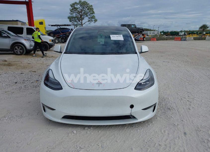 Photo 12 of 2022 Tesla Model Y PERFORMANCE DUAL MOTOR ALL-WHEEL DRIVE (VIN 7SAYGDEF5NF379205)