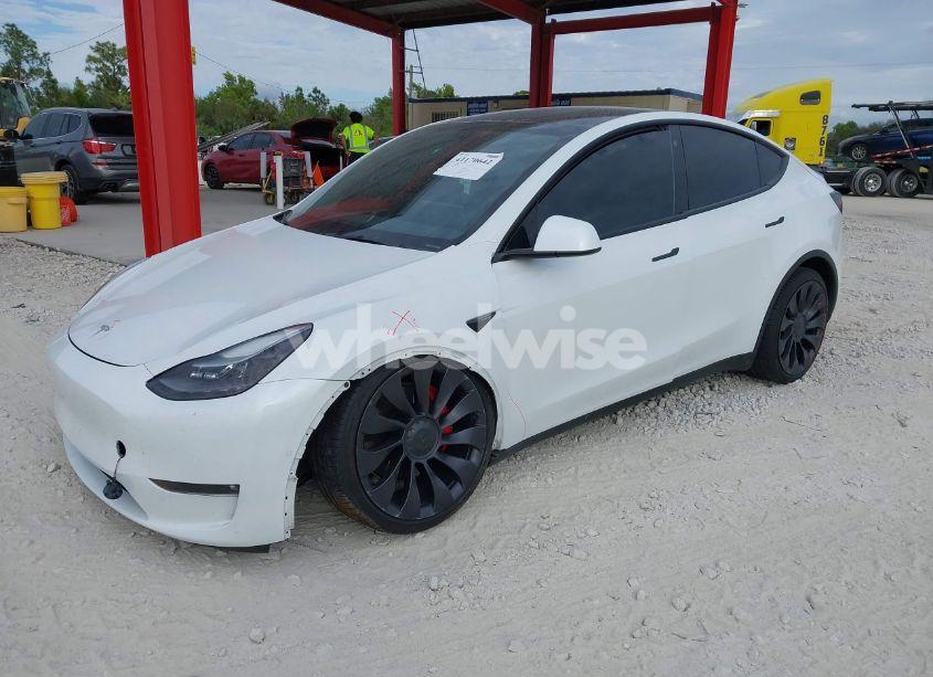 Photo 2 of 2022 Tesla Model Y PERFORMANCE DUAL MOTOR ALL-WHEEL DRIVE (VIN 7SAYGDEF5NF379205)