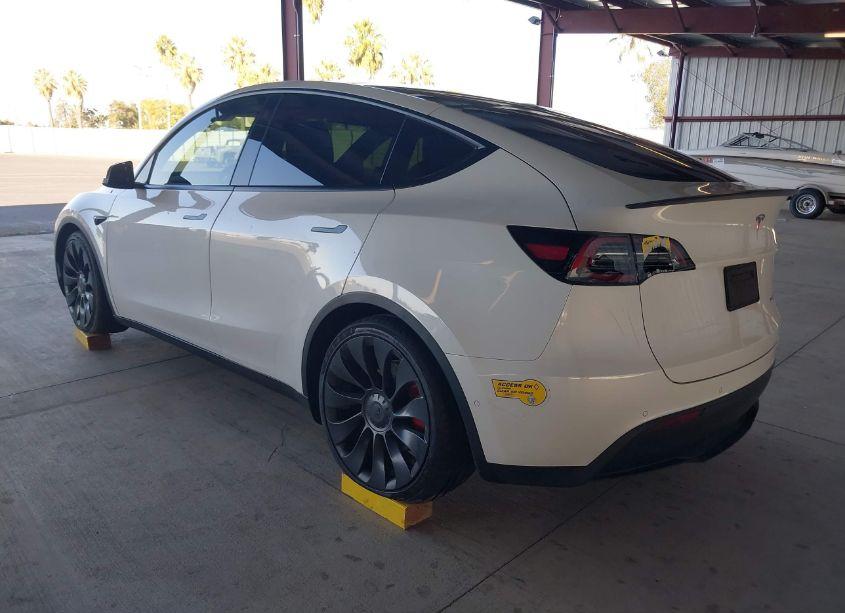 Photo 3 of 2022 Tesla Model Y PERFORMANCE DUAL MOTOR ALL-WHEEL DRIVE (VIN 7SAYGDEF5NF410193)