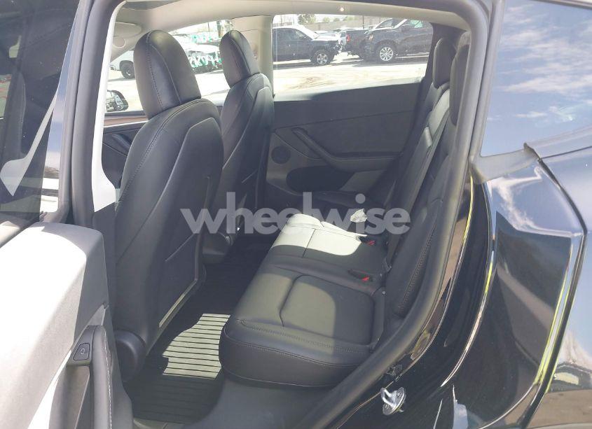 Photo 8 of 2022 Tesla Model Y PERFORMANCE DUAL MOTOR ALL-WHEEL DRIVE (VIN 7SAYGDEF5NF550549)