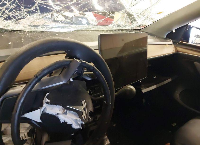 Photo 15 of 2022 Tesla Model Y PERFORMANCE DUAL MOTOR ALL-WHEEL DRIVE (VIN 7SAYGDEF5NF554617)