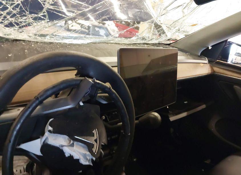 Photo 7 of 2022 Tesla Model Y PERFORMANCE DUAL MOTOR ALL-WHEEL DRIVE (VIN 7SAYGDEF5NF554617)