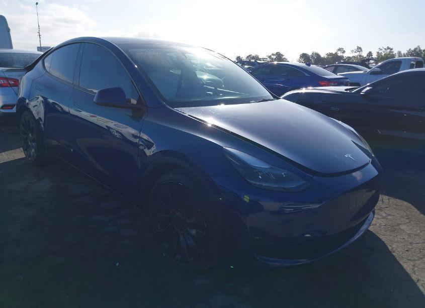 2022 Tesla Model Y PERFORMANCE DUAL MOTOR ALL-WHEEL DRIVE (VIN 7SAYGDEF5NF559607) main photo