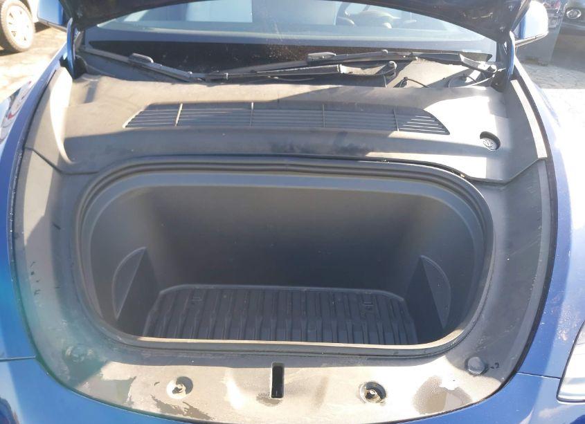 Photo 10 of 2022 Tesla Model Y PERFORMANCE DUAL MOTOR ALL-WHEEL DRIVE (VIN 7SAYGDEF5NF559607)