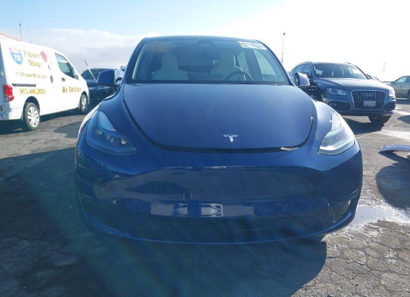 Photo 13 of 2022 Tesla Model Y PERFORMANCE DUAL MOTOR ALL-WHEEL DRIVE (VIN 7SAYGDEF5NF559607)