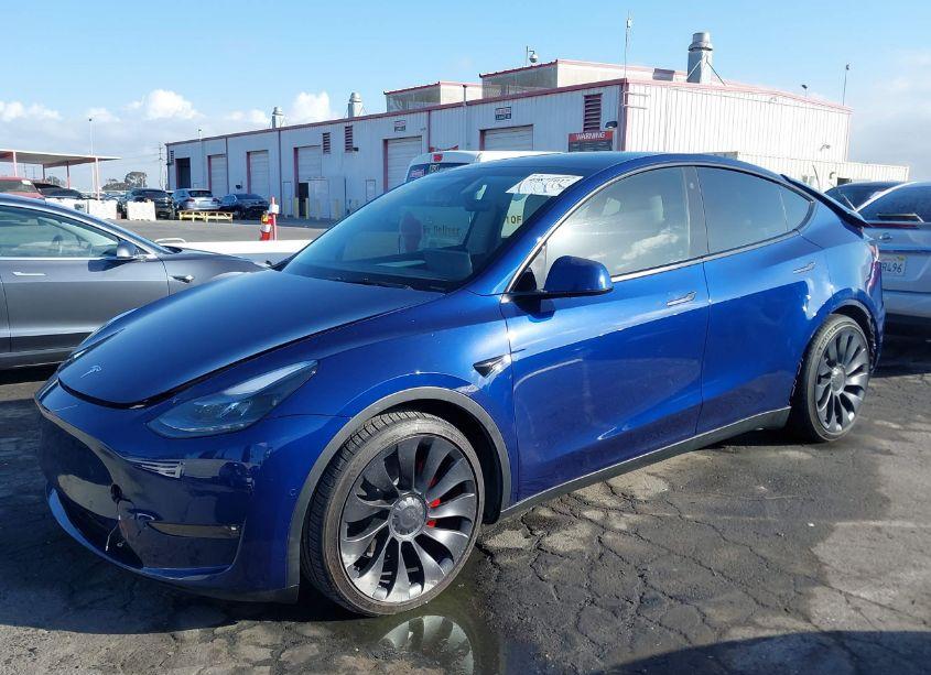Photo 15 of 2022 Tesla Model Y PERFORMANCE DUAL MOTOR ALL-WHEEL DRIVE (VIN 7SAYGDEF5NF559607)