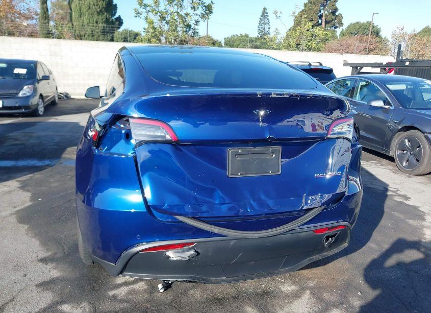 Photo 17 of 2022 Tesla Model Y PERFORMANCE DUAL MOTOR ALL-WHEEL DRIVE (VIN 7SAYGDEF5NF559607)
