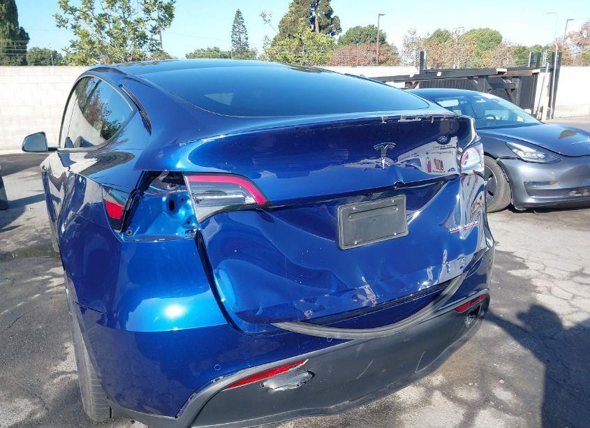Photo 20 of 2022 Tesla Model Y PERFORMANCE DUAL MOTOR ALL-WHEEL DRIVE (VIN 7SAYGDEF5NF559607)