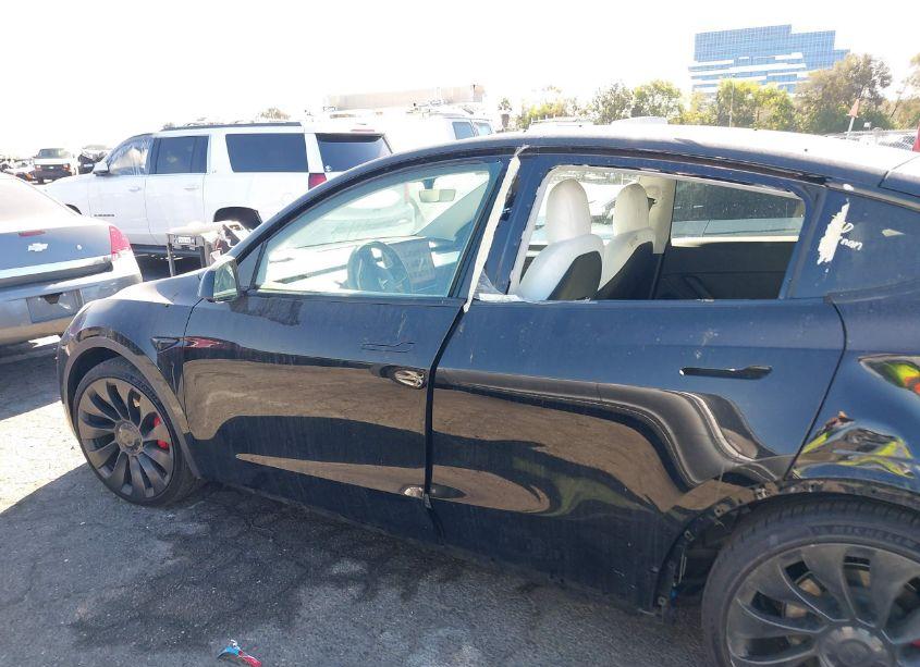 Photo 12 of 2023 Tesla Model Y PERFORMANCE DUAL MOTOR ALL-WHEEL DRIVE (VIN 7SAYGDEF5PF663940)