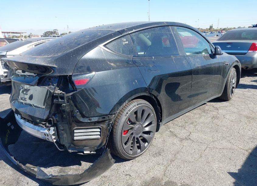 Photo 3 of 2023 Tesla Model Y PERFORMANCE DUAL MOTOR ALL-WHEEL DRIVE (VIN 7SAYGDEF5PF663940)