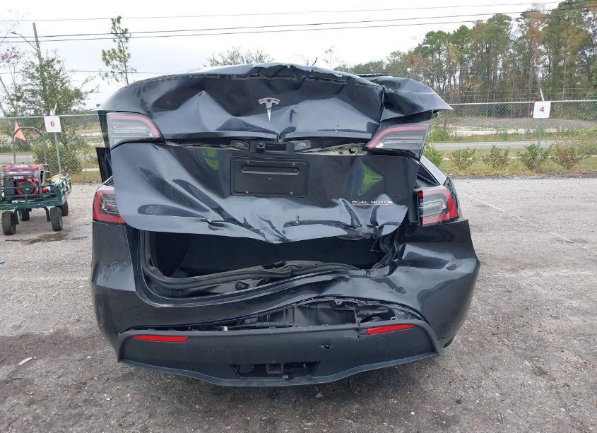 Photo 16 of 2024 Tesla Model Y PERFORMANCE DUAL MOTOR ALL-WHEEL DRIVE (VIN 7SAYGDEF5RA288177)