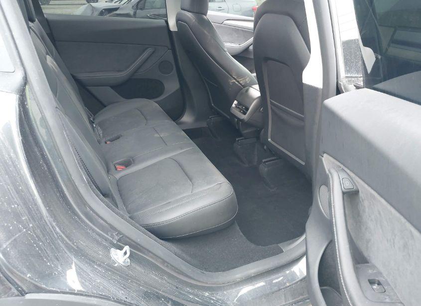 Photo 8 of 2024 Tesla Model Y PERFORMANCE DUAL MOTOR ALL-WHEEL DRIVE (VIN 7SAYGDEF5RA288177)