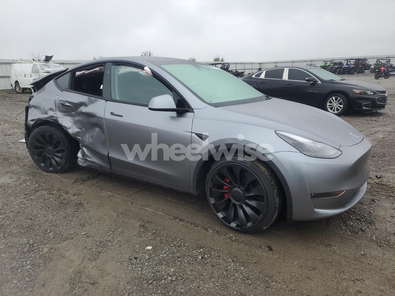 Photo 4 of 2024 TESLA MODEL Y (VIN 7SAYGDEF5RA291497)