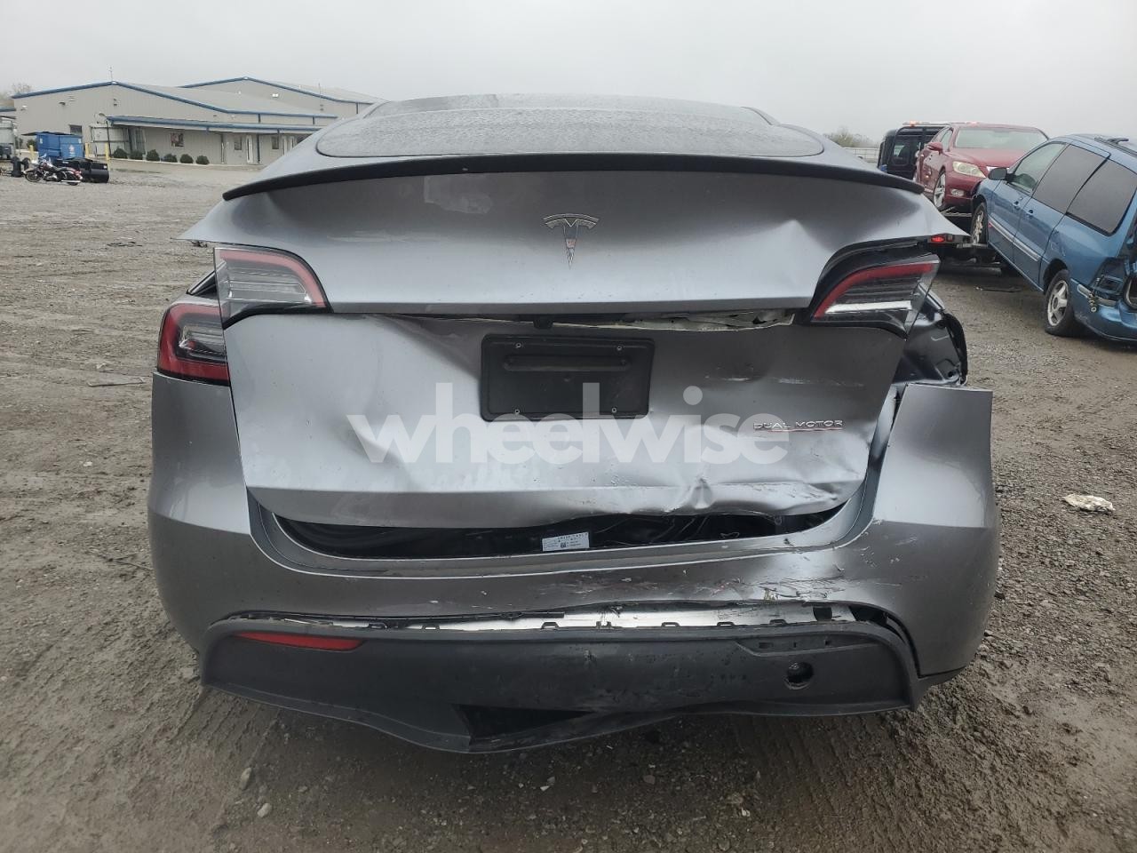 Photo 6 of 2024 TESLA MODEL Y (VIN 7SAYGDEF5RA291497)