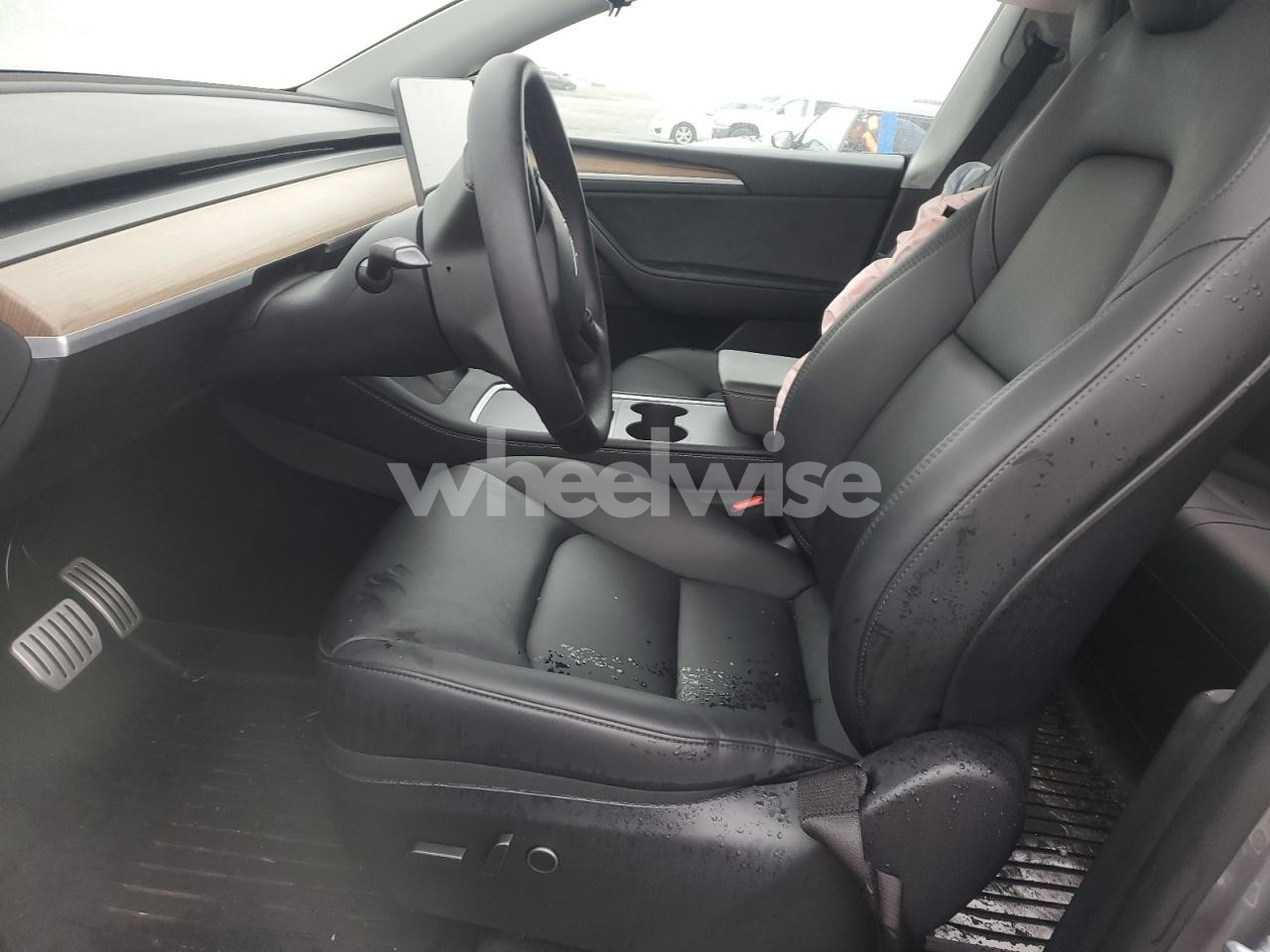 Photo 7 of 2024 TESLA MODEL Y (VIN 7SAYGDEF5RA291497)