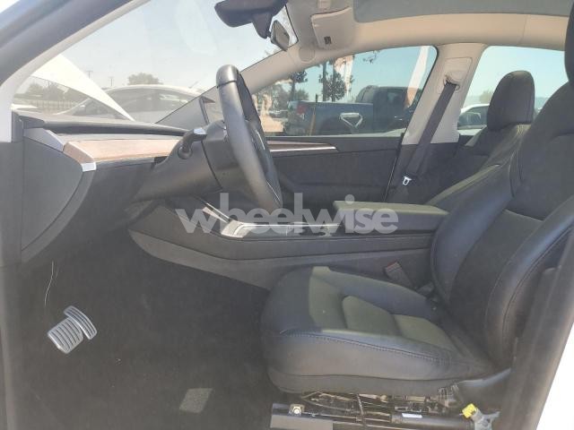 Photo 10 of 2024 TESLA MODEL Y (VIN 7SAYGDEF5RF045276)