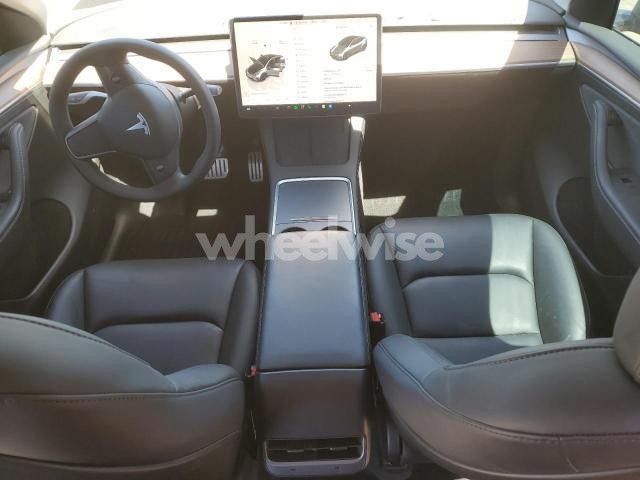 Photo 11 of 2024 TESLA MODEL Y (VIN 7SAYGDEF5RF128156)