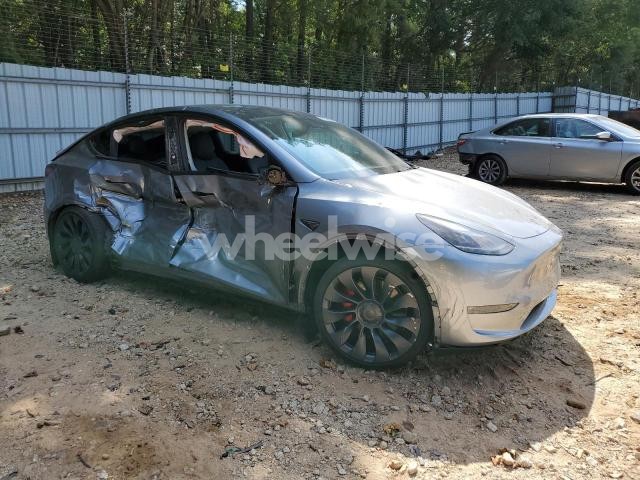 Photo 2 of 2025 TESLA MODEL Y (VIN 7SAYGDEF5SA340316)