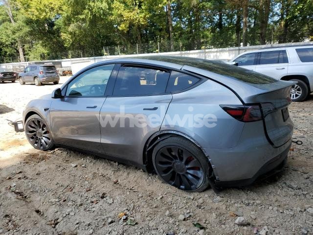 Photo 3 of 2025 TESLA MODEL Y (VIN 7SAYGDEF5SA340316)