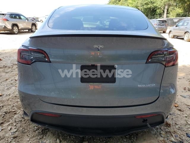 Photo 4 of 2025 TESLA MODEL Y (VIN 7SAYGDEF5SA340316)