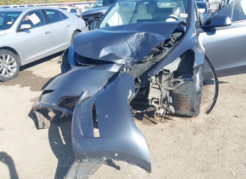 Photo 6 of 2022 Tesla Model Y PERFORMANCE DUAL MOTOR ALL-WHEEL DRIVE (VIN 7SAYGDEF6NF309597)