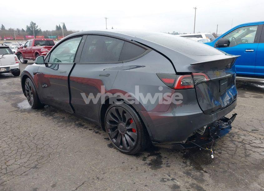 Photo 3 of 2022 Tesla Model Y PERFORMANCE DUAL MOTOR ALL-WHEEL DRIVE (VIN 7SAYGDEF6NF397504)