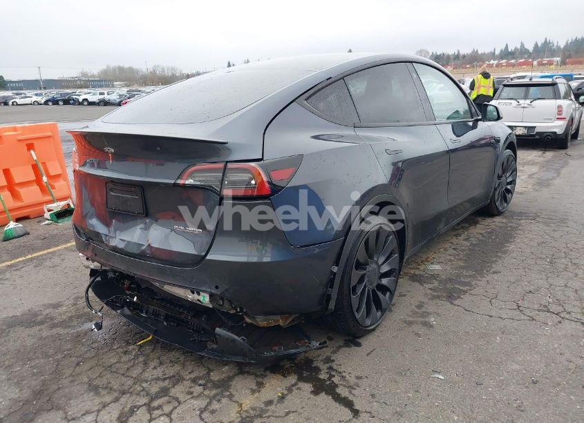 Photo 4 of 2022 Tesla Model Y PERFORMANCE DUAL MOTOR ALL-WHEEL DRIVE (VIN 7SAYGDEF6NF397504)