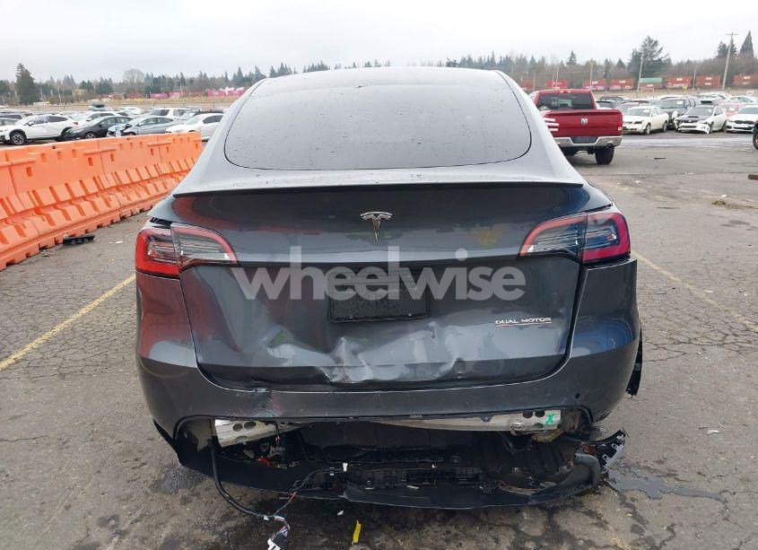 Photo 6 of 2022 Tesla Model Y PERFORMANCE DUAL MOTOR ALL-WHEEL DRIVE (VIN 7SAYGDEF6NF397504)