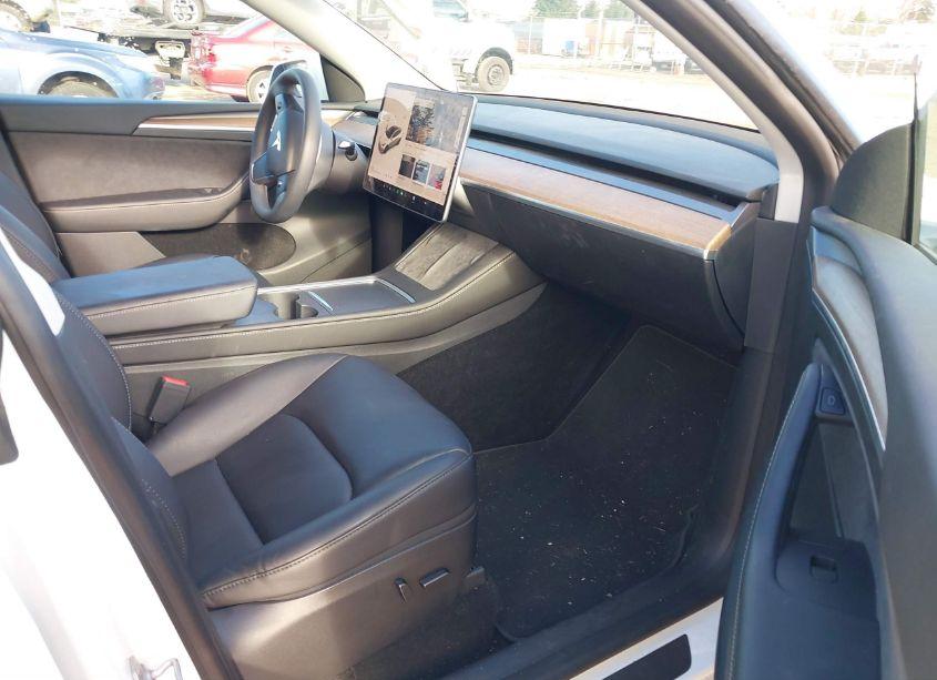 Photo 5 of 2023 Tesla Model Y PERFORMANCE DUAL MOTOR ALL-WHEEL DRIVE (VIN 7SAYGDEF6PF715771)