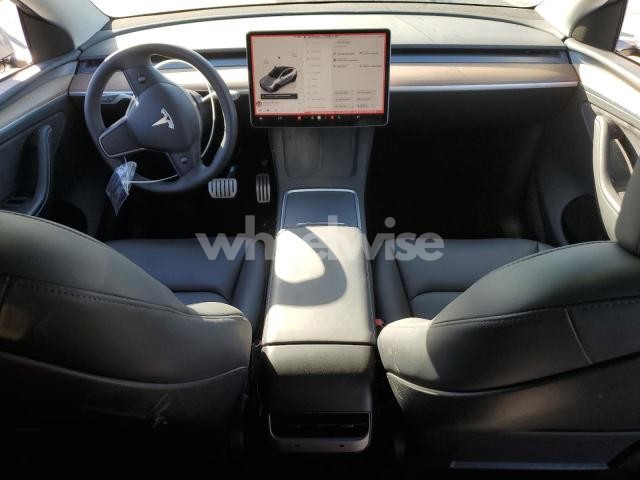 Photo 2 of 2024 TESLA MODEL Y (VIN 7SAYGDEF6RA308209)