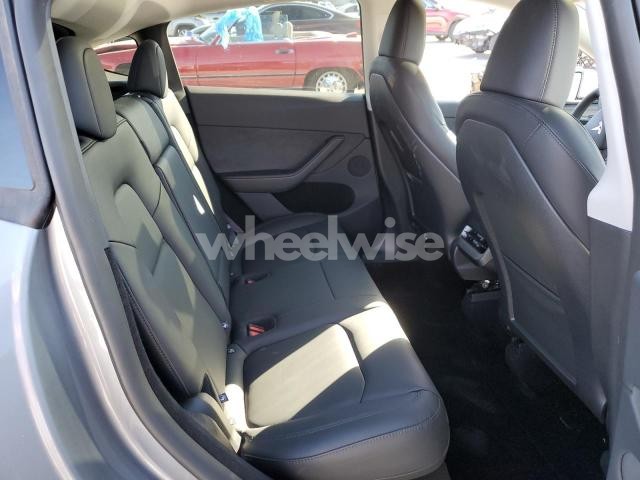 Photo 3 of 2024 TESLA MODEL Y (VIN 7SAYGDEF6RA308209)