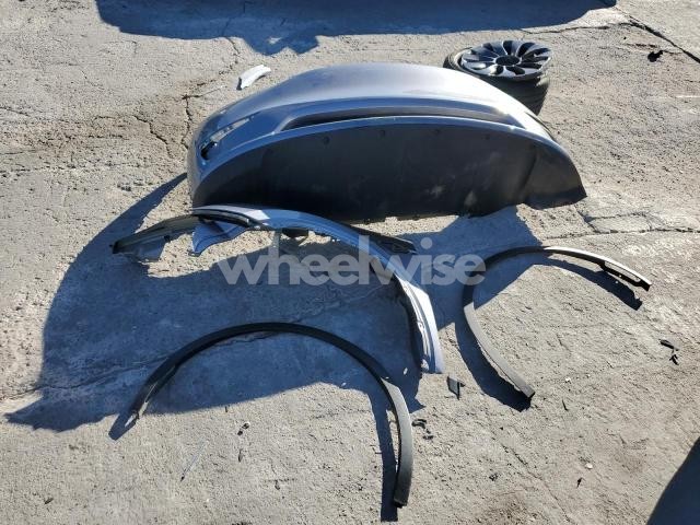 Photo 6 of 2024 TESLA MODEL Y (VIN 7SAYGDEF6RA308209)