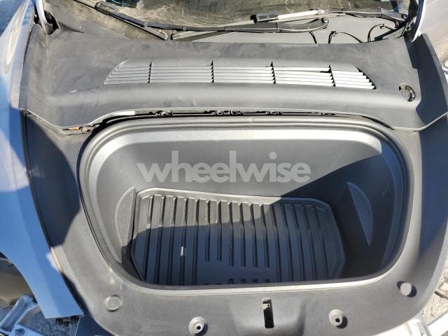 Photo 7 of 2024 TESLA MODEL Y (VIN 7SAYGDEF6RA308209)