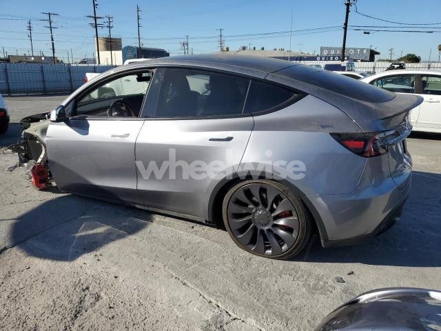 Photo 8 of 2024 TESLA MODEL Y (VIN 7SAYGDEF6RA308209)