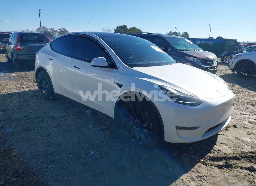 2022 Tesla Model Y PERFORMANCE DUAL MOTOR ALL-WHEEL DRIVE (VIN 7SAYGDEF7NF537401) main photo