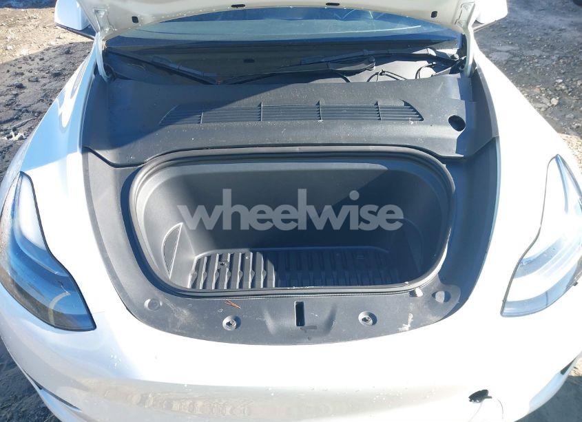 Photo 10 of 2022 Tesla Model Y PERFORMANCE DUAL MOTOR ALL-WHEEL DRIVE (VIN 7SAYGDEF7NF537401)