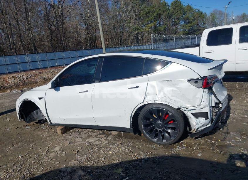 Photo 14 of 2022 Tesla Model Y PERFORMANCE DUAL MOTOR ALL-WHEEL DRIVE (VIN 7SAYGDEF7NF537401)