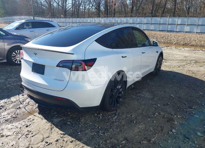 Photo 4 of 2022 Tesla Model Y PERFORMANCE DUAL MOTOR ALL-WHEEL DRIVE (VIN 7SAYGDEF7NF537401)