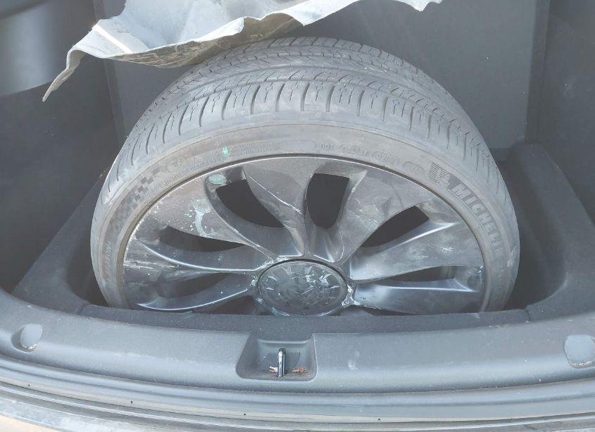 Photo 12 of 2022 Tesla Model Y PERFORMANCE DUAL MOTOR ALL-WHEEL DRIVE (VIN 7SAYGDEF7NF552240)