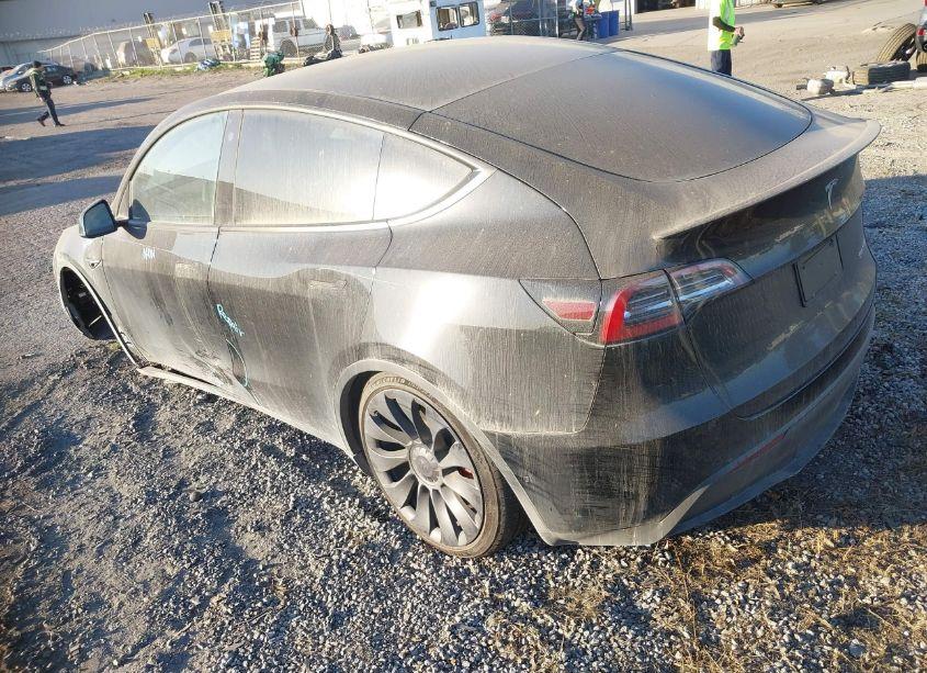 Photo 3 of 2022 Tesla Model Y PERFORMANCE DUAL MOTOR ALL-WHEEL DRIVE (VIN 7SAYGDEF7NF552240)