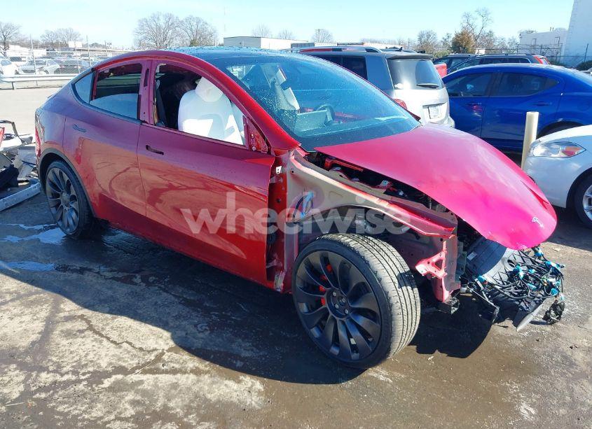 2024 Tesla Model Y PERFORMANCE DUAL MOTOR ALL-WHEEL DRIVE (VIN 7SAYGDEF7RF029774) main photo