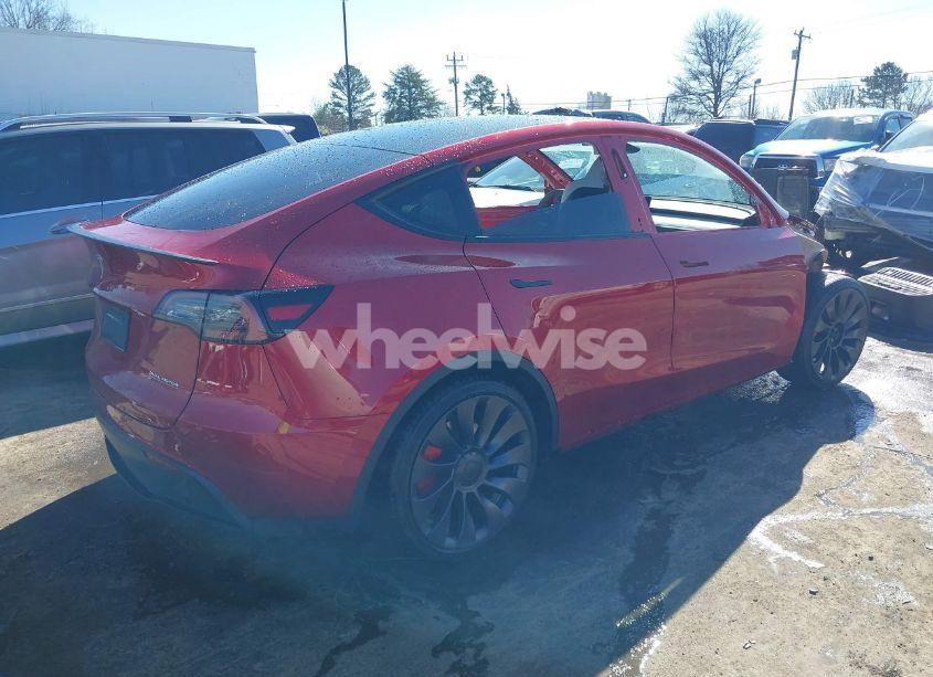 Photo 4 of 2024 Tesla Model Y PERFORMANCE DUAL MOTOR ALL-WHEEL DRIVE (VIN 7SAYGDEF7RF029774)