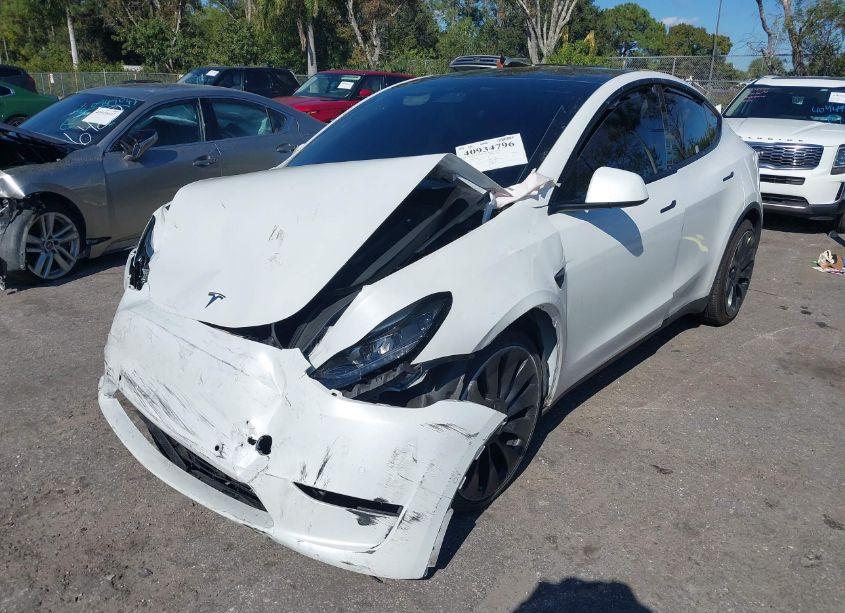 Photo 2 of 2022 Tesla Model Y PERFORMANCE DUAL MOTOR ALL-WHEEL DRIVE (VIN 7SAYGDEF8NF379702)