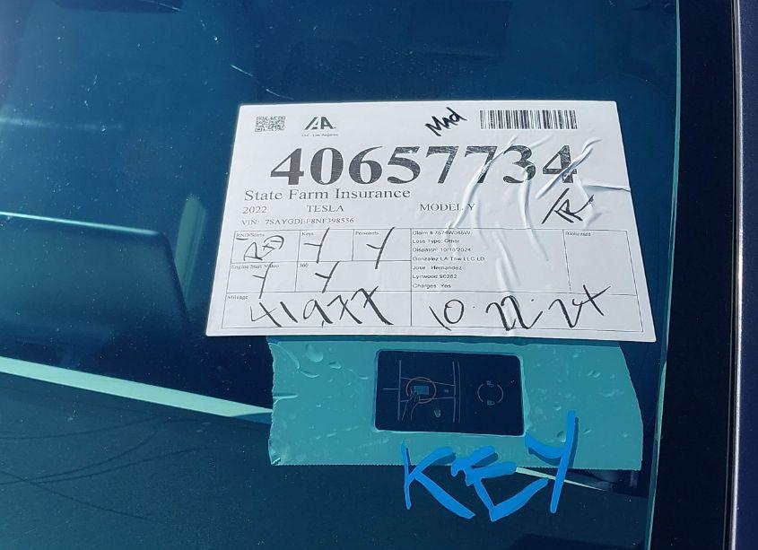 Photo 11 of 2022 Tesla Model Y PERFORMANCE DUAL MOTOR ALL-WHEEL DRIVE (VIN 7SAYGDEF8NF398556)