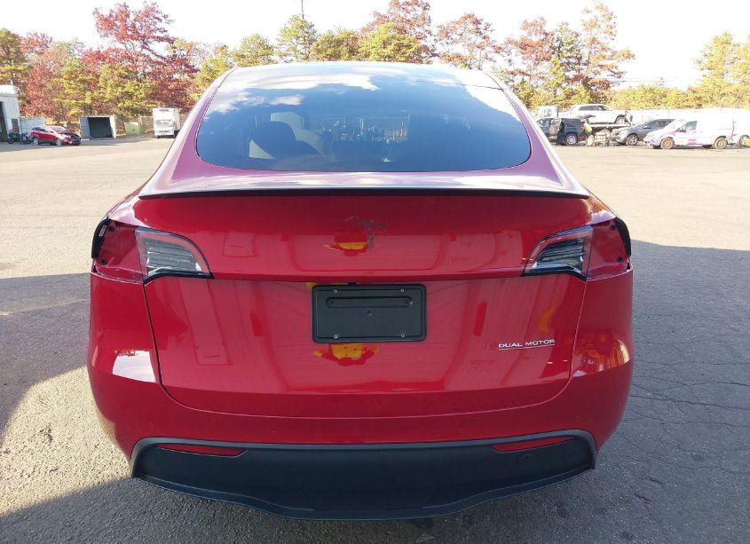 Photo 16 of 2022 Tesla Model Y PERFORMANCE DUAL MOTOR ALL-WHEEL DRIVE (VIN 7SAYGDEF8NF529968)